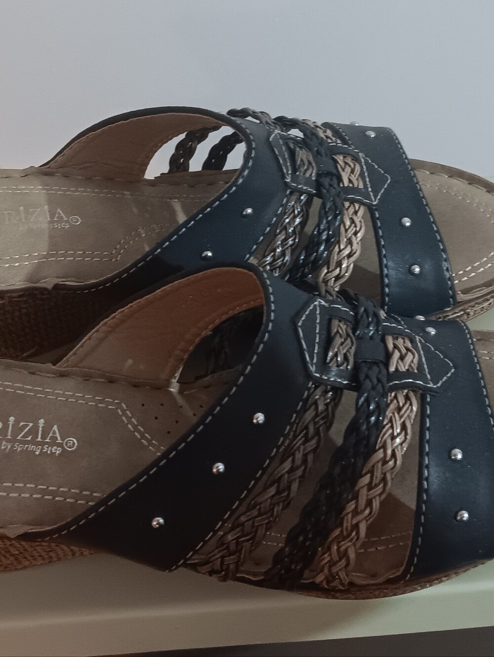 Wedge Sandals - Size 10 - Picture 5 of 10